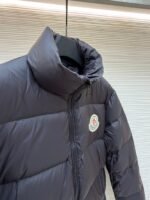 Moncler patch-branded down jackets - 图片 5